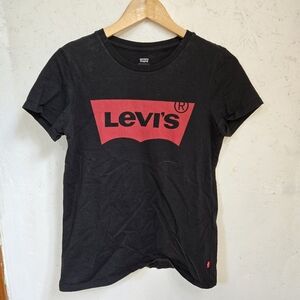 Levi's | Womens Black and Red Logo T-Shirt